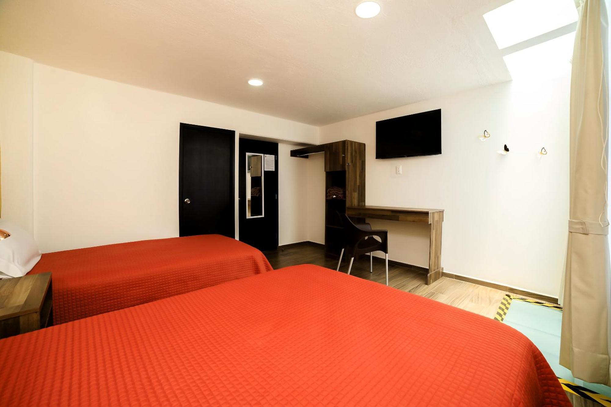 Hotel Capital O Boutique Torres 3*